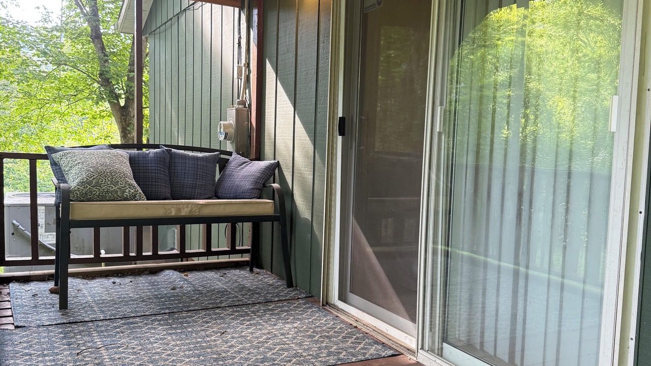 Photo of Patio Balcony in Shoals