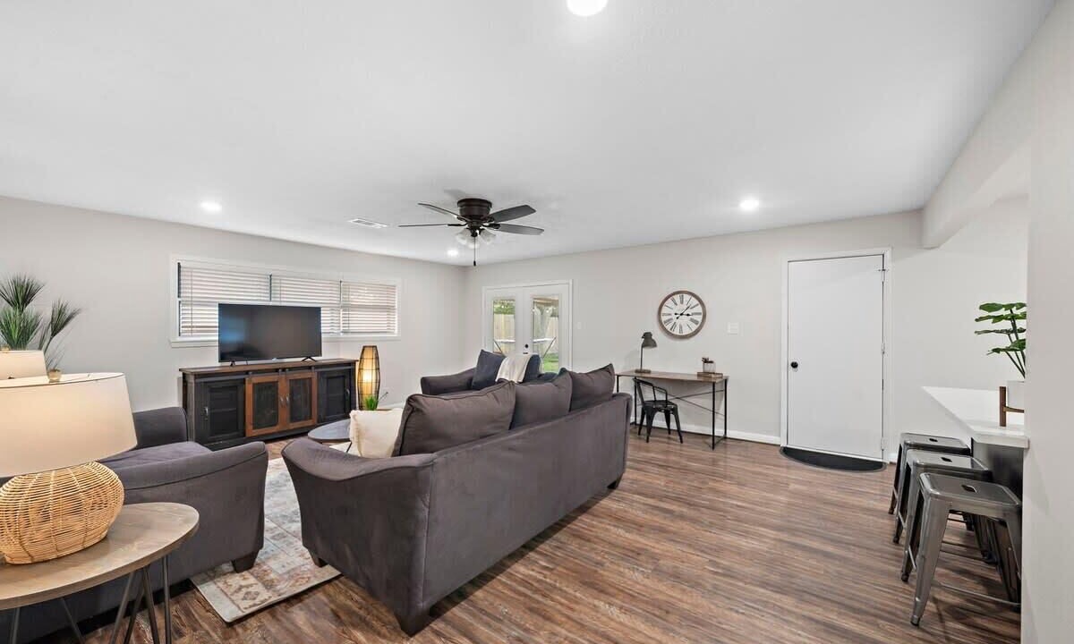 Photo of Bedroom in Deer Park