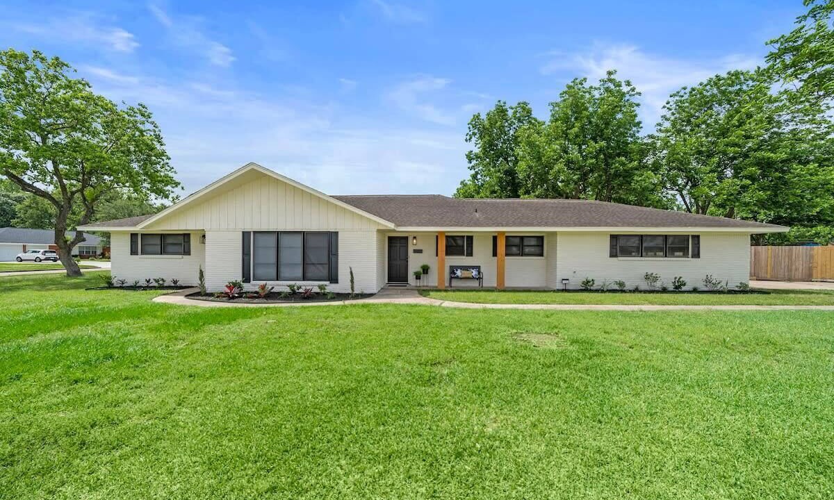 Photo of Outdoor in Deer Park