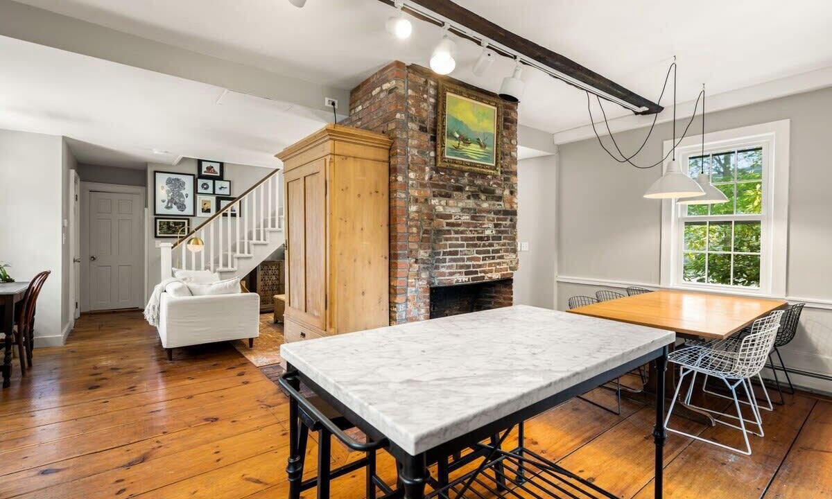 Photo of Bedroom in Newburyport