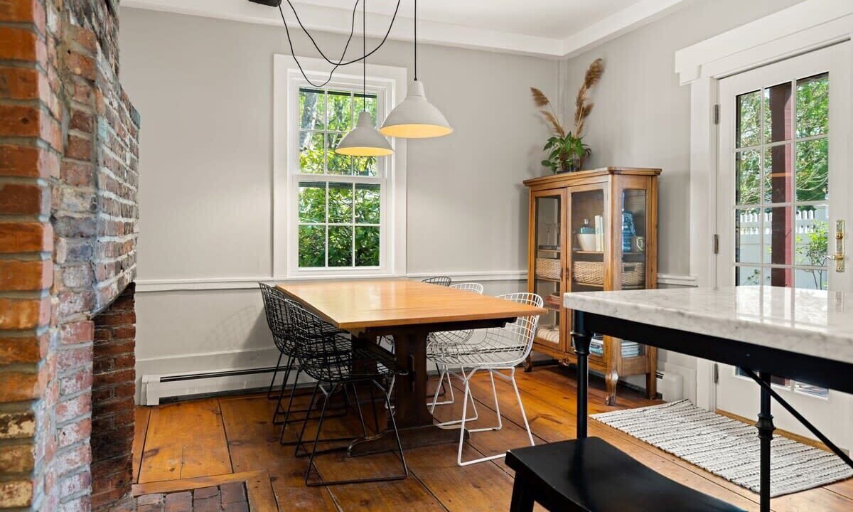 Photo of Bedroom in Newburyport