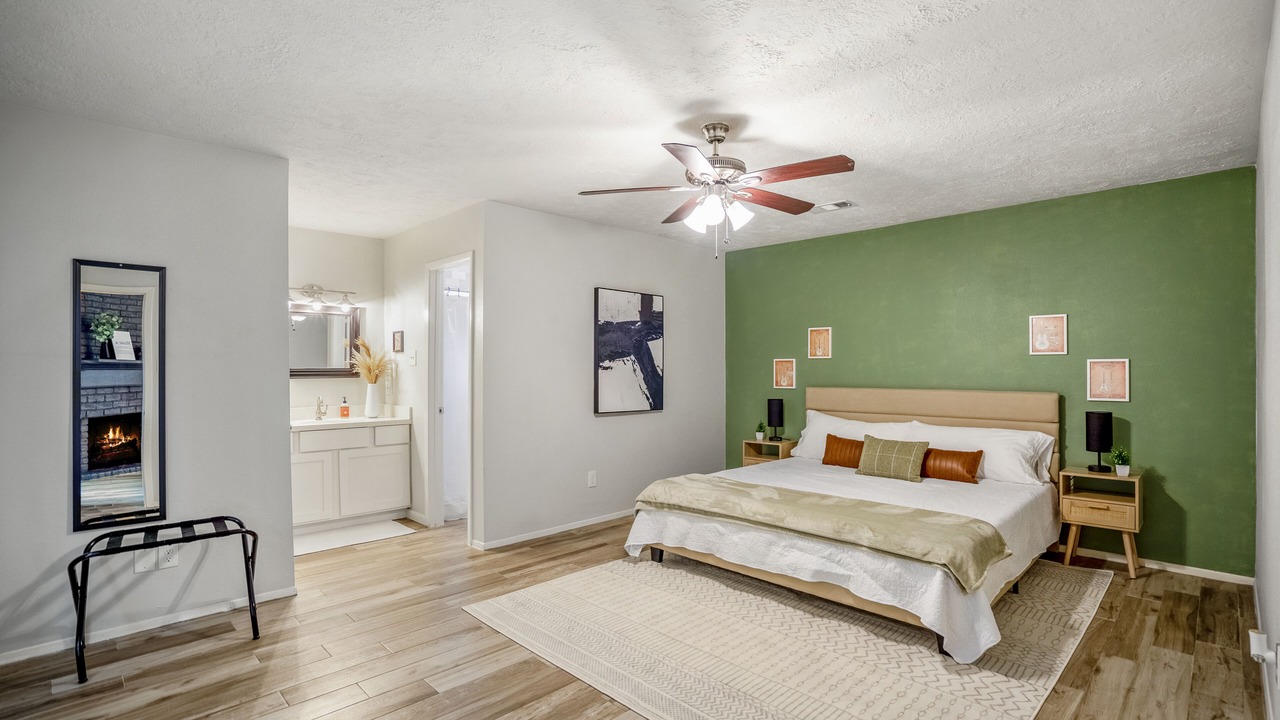 Photo of Bedroom in Panther Creek