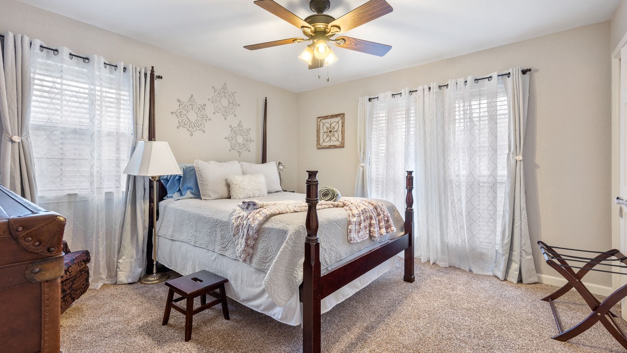 Photo of Bedroom in Fair Oaks Ranch