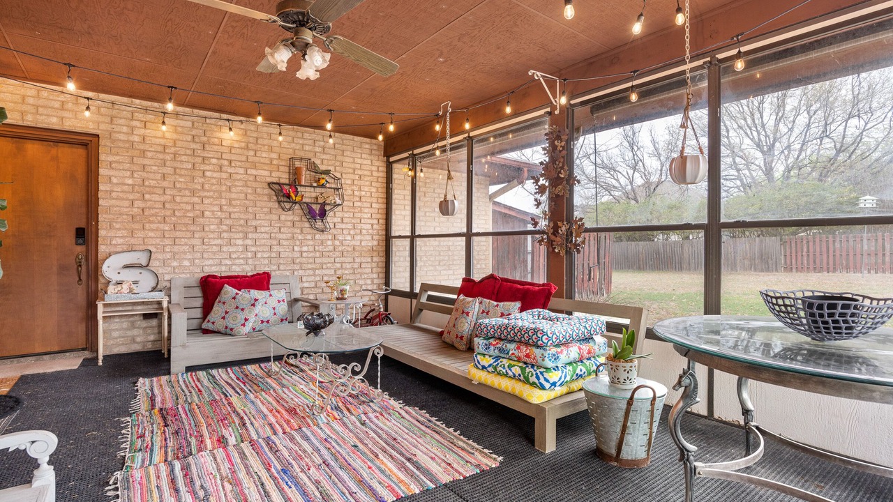 Photo of Livingroom in Fair Oaks Ranch