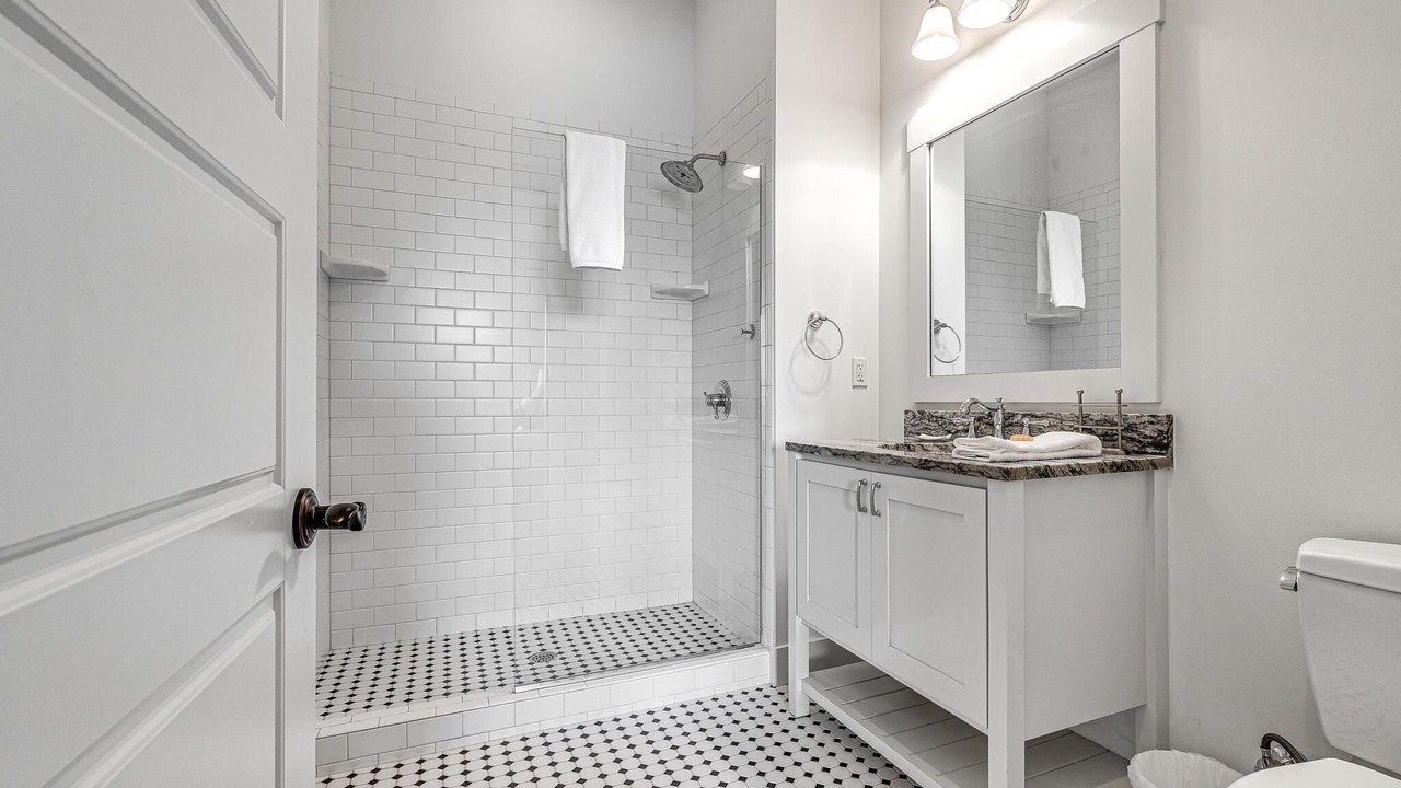 Photo of Bathroom in Eufaula