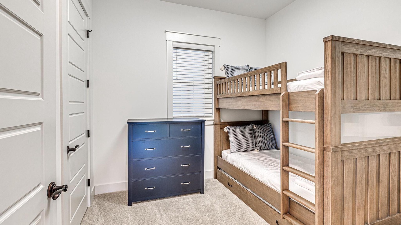 Photo of Bedroom in Eufaula