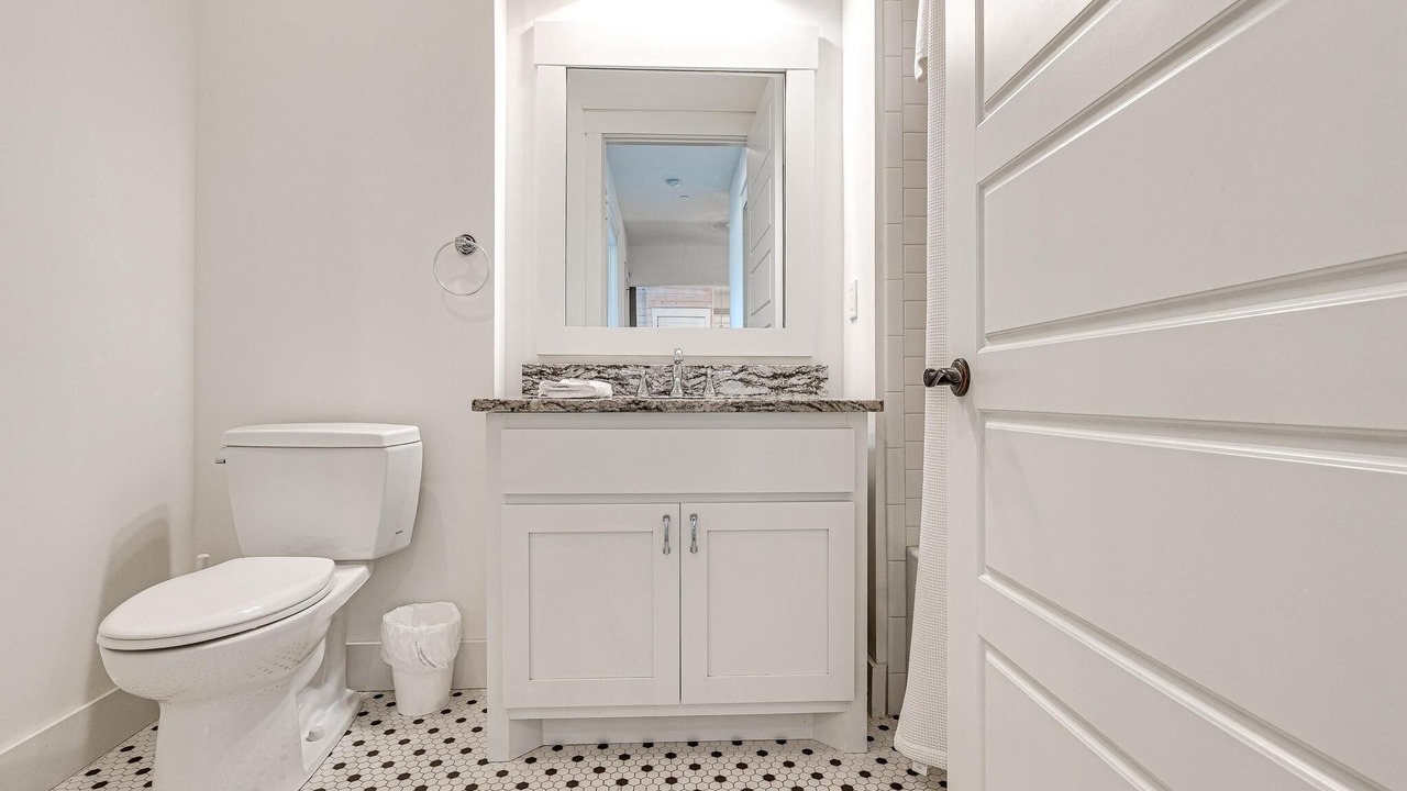 Photo of Bathroom in Eufaula