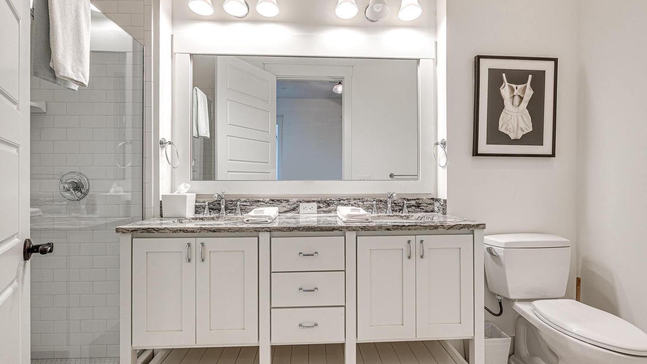 Photo of Bathroom in Eufaula