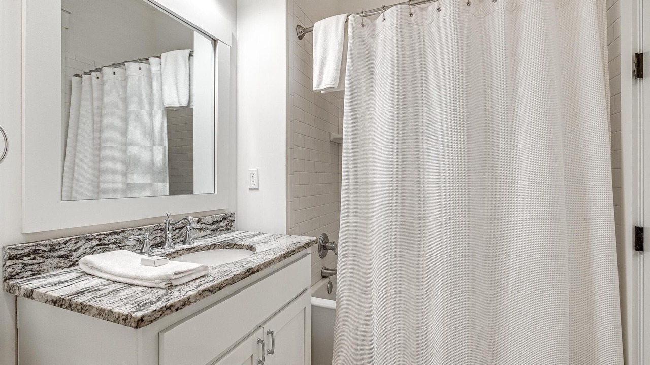 Photo of Bathroom in Eufaula