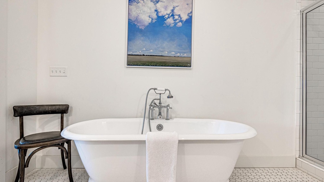 Photo of Bathroom in Eufaula