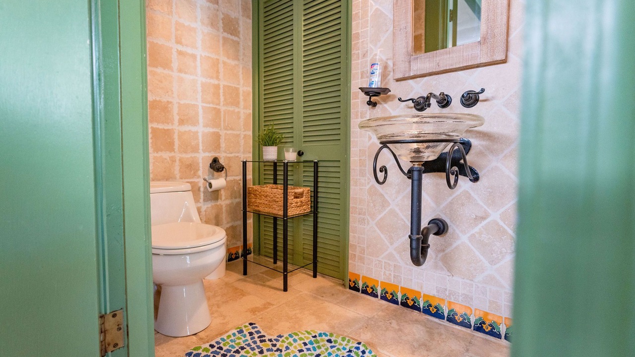Photo of Bathroom in Eden Isle