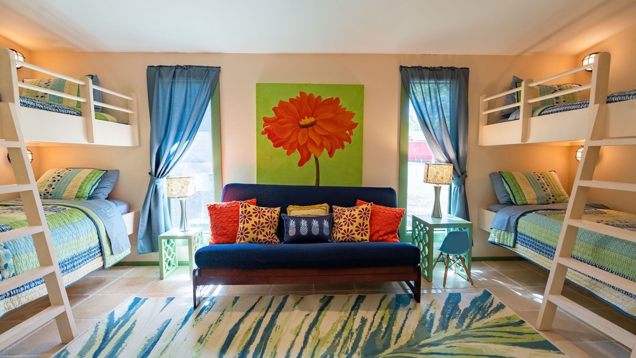 Photo of Bedroom in Eden Isle