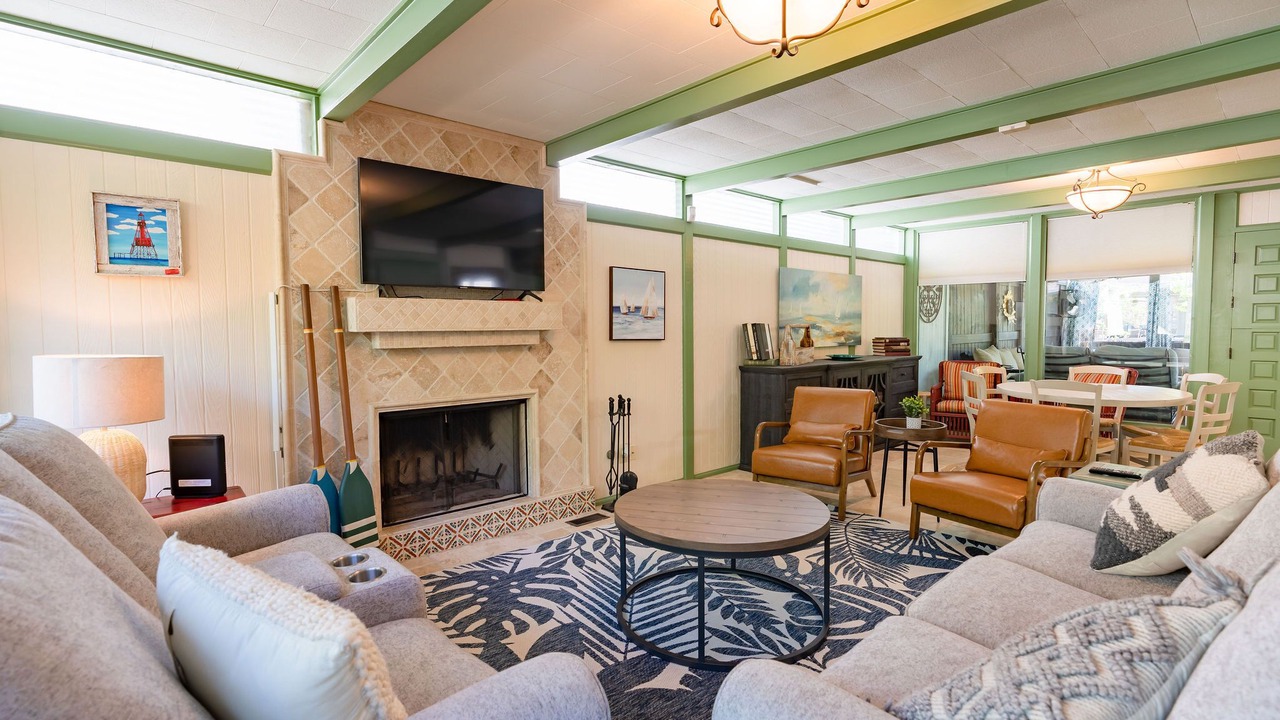 Photo of Livingroom in Eden Isle