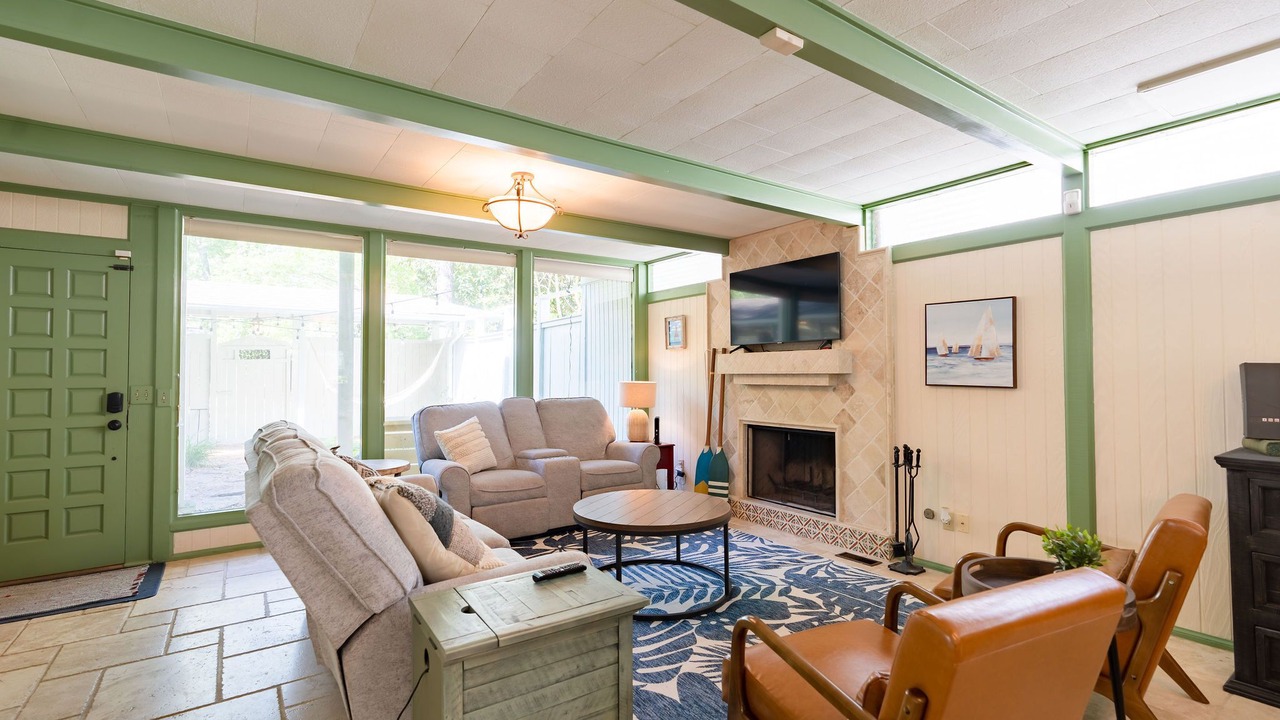 Photo of Livingroom in Eden Isle