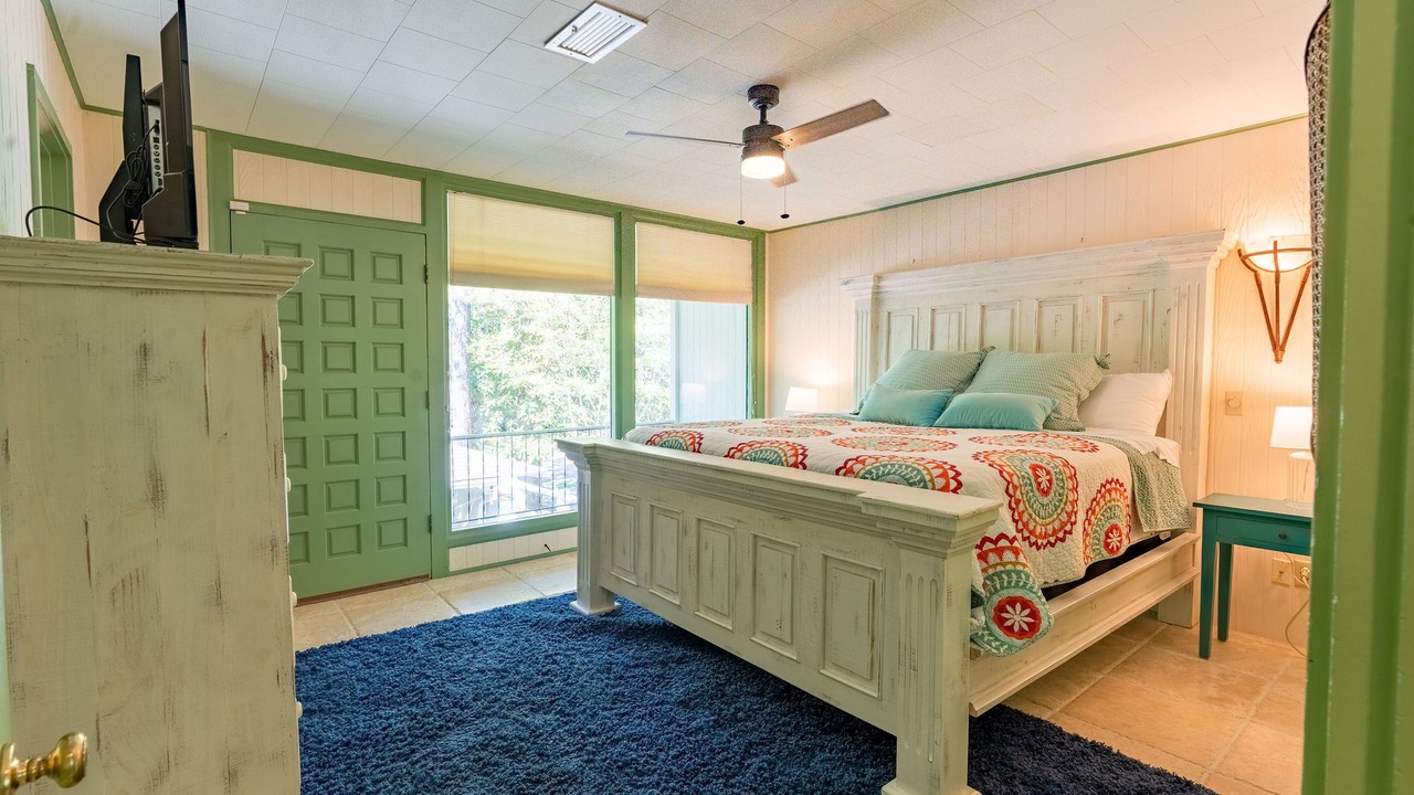 Photo of Bedroom in Eden Isle