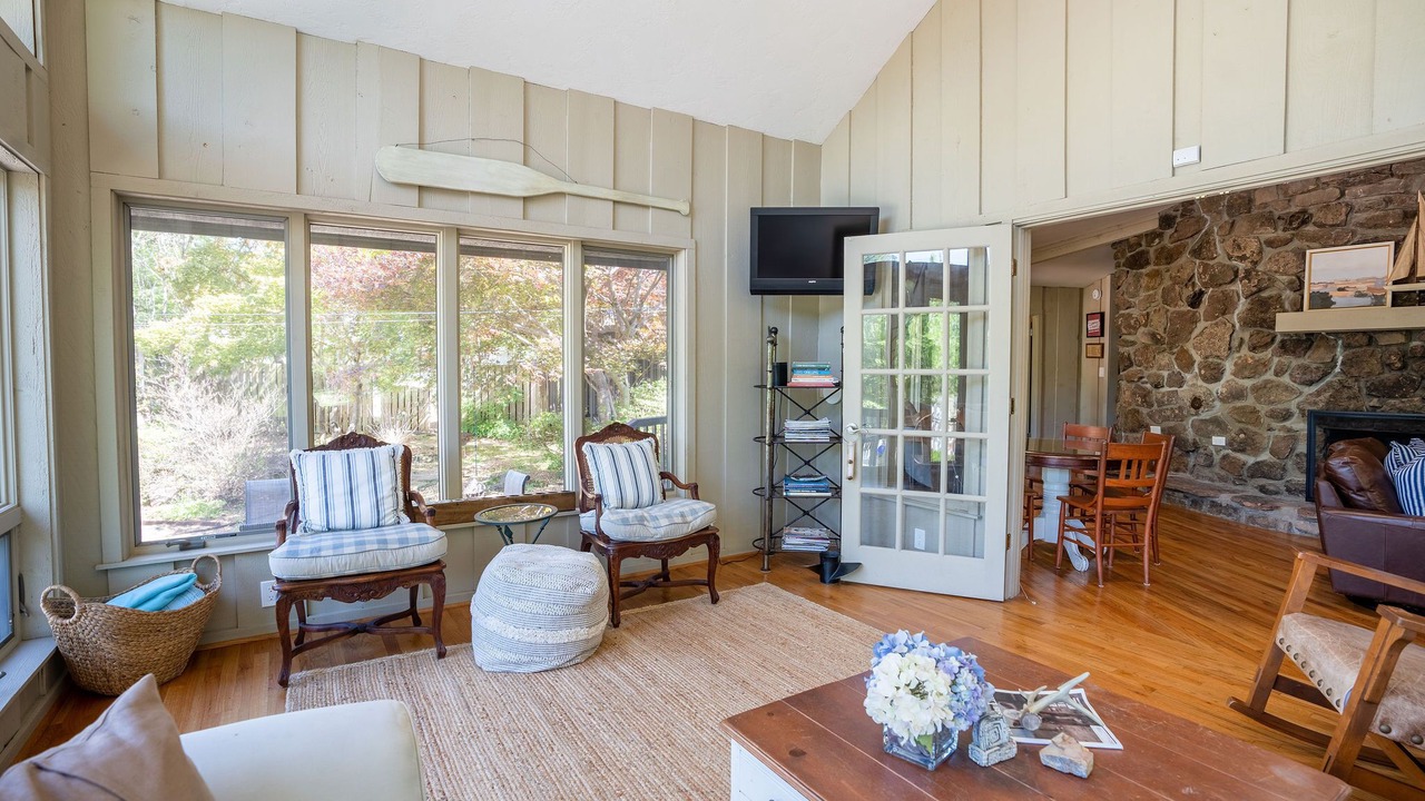 Photo of Livingroom in Eden Isle