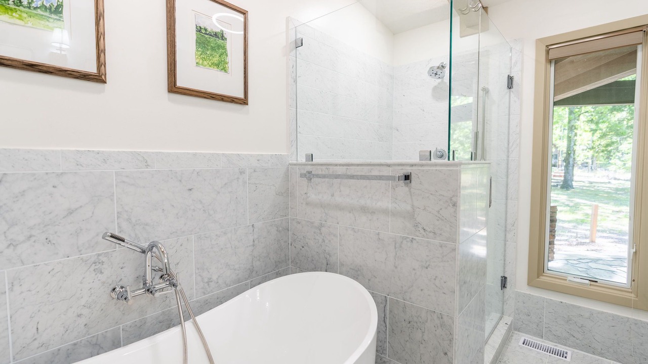 Photo of Bathroom in Eden Isle