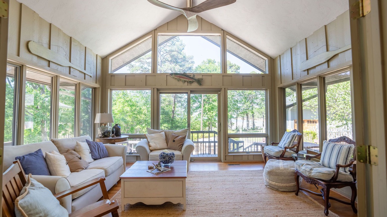 Photo of Livingroom in Eden Isle