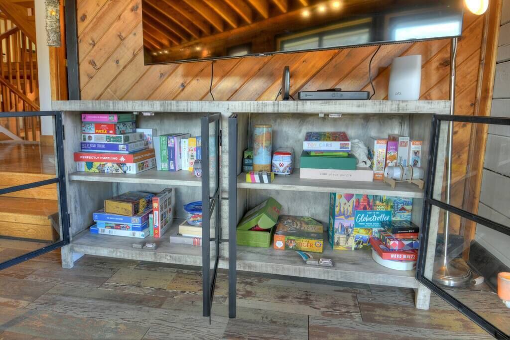 Photo of Bedroom in Cherry Log