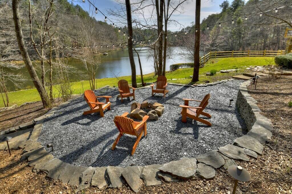 Photo of Outdoor in Cherry Log