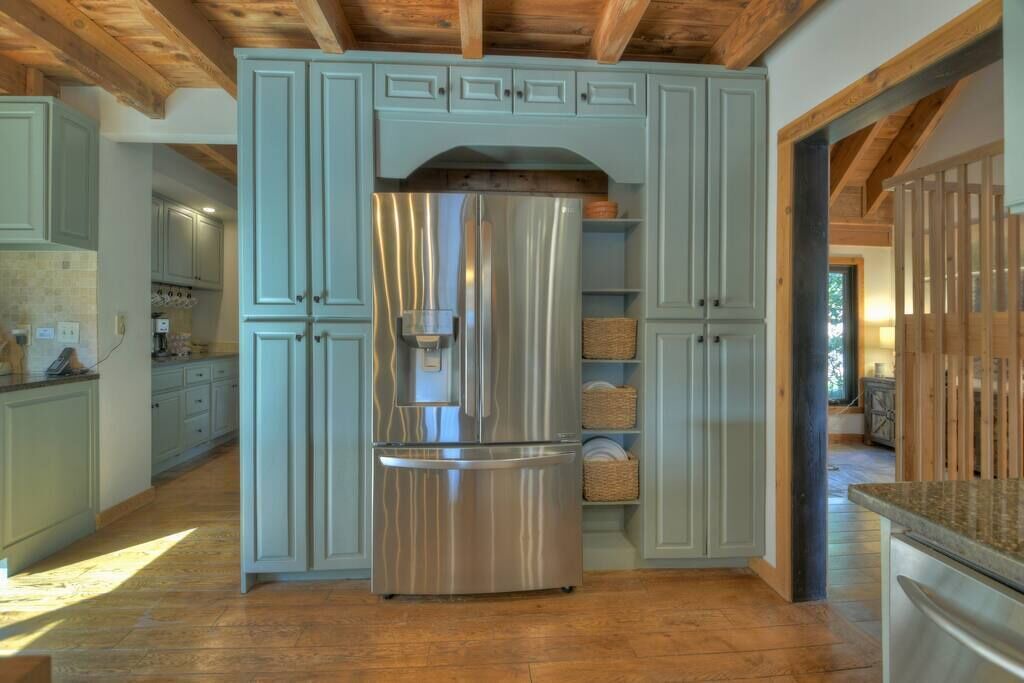 Photo of Others in Cherry Log