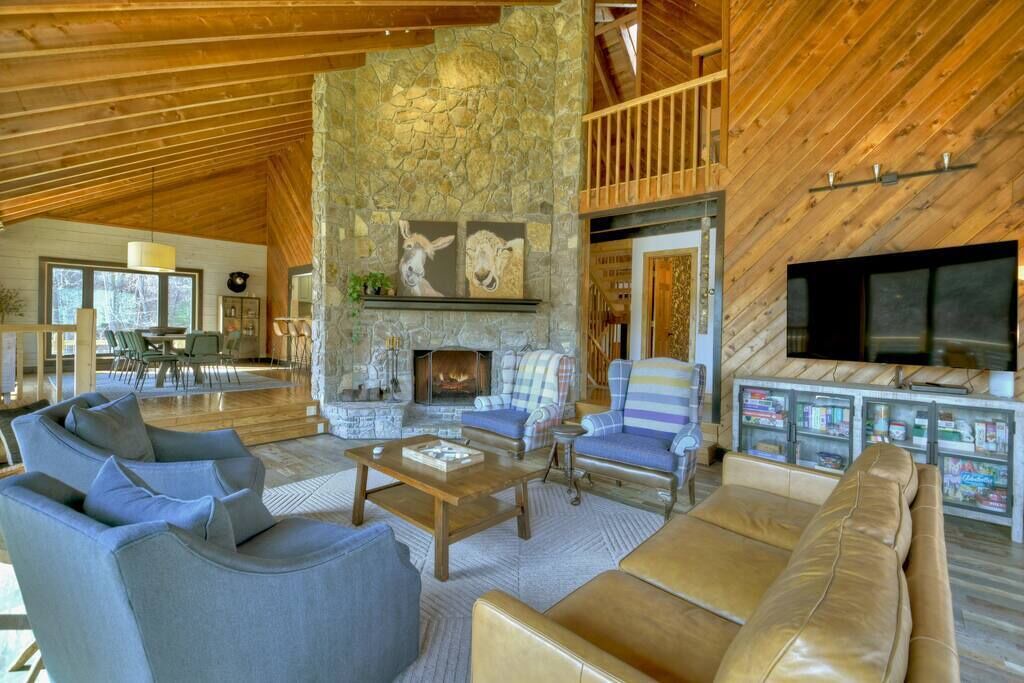 Photo of Others in Cherry Log