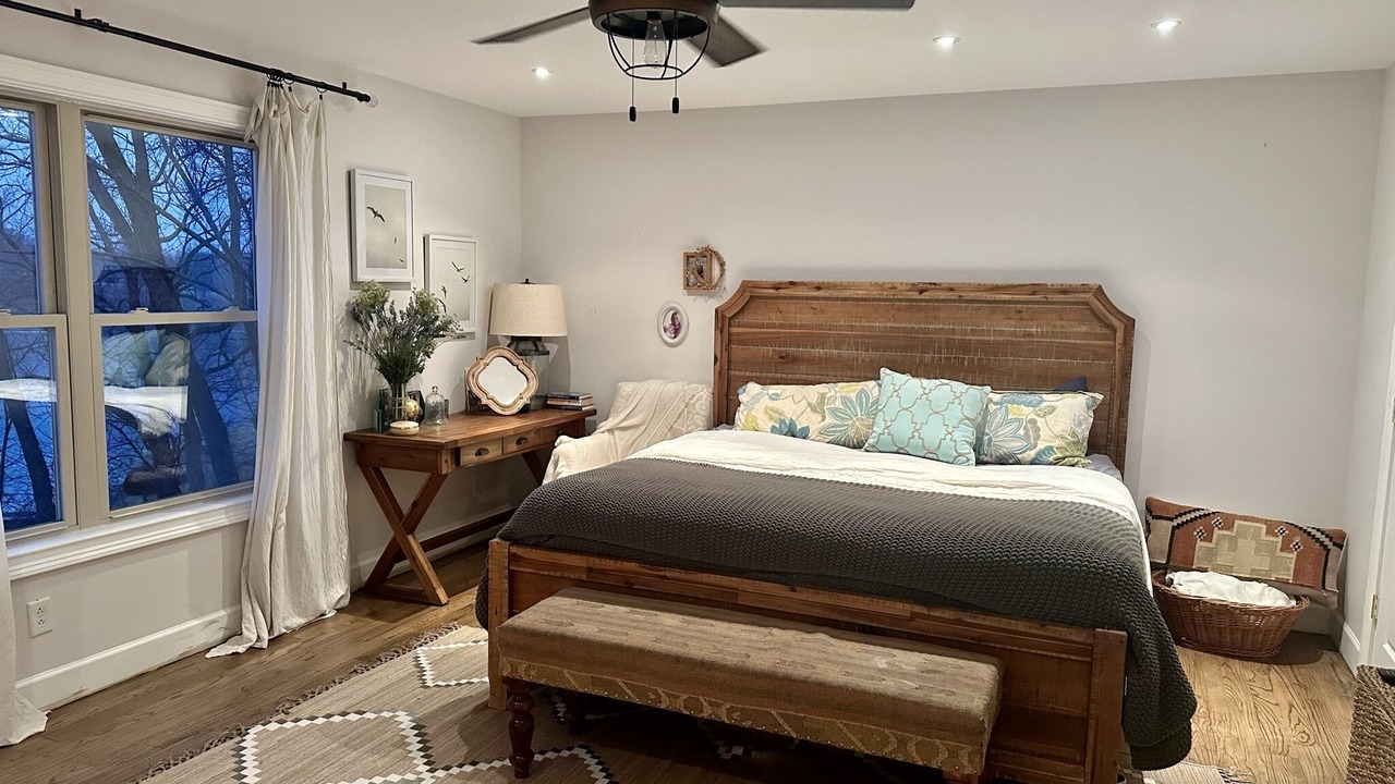 Photo of Bedroom in Putnam