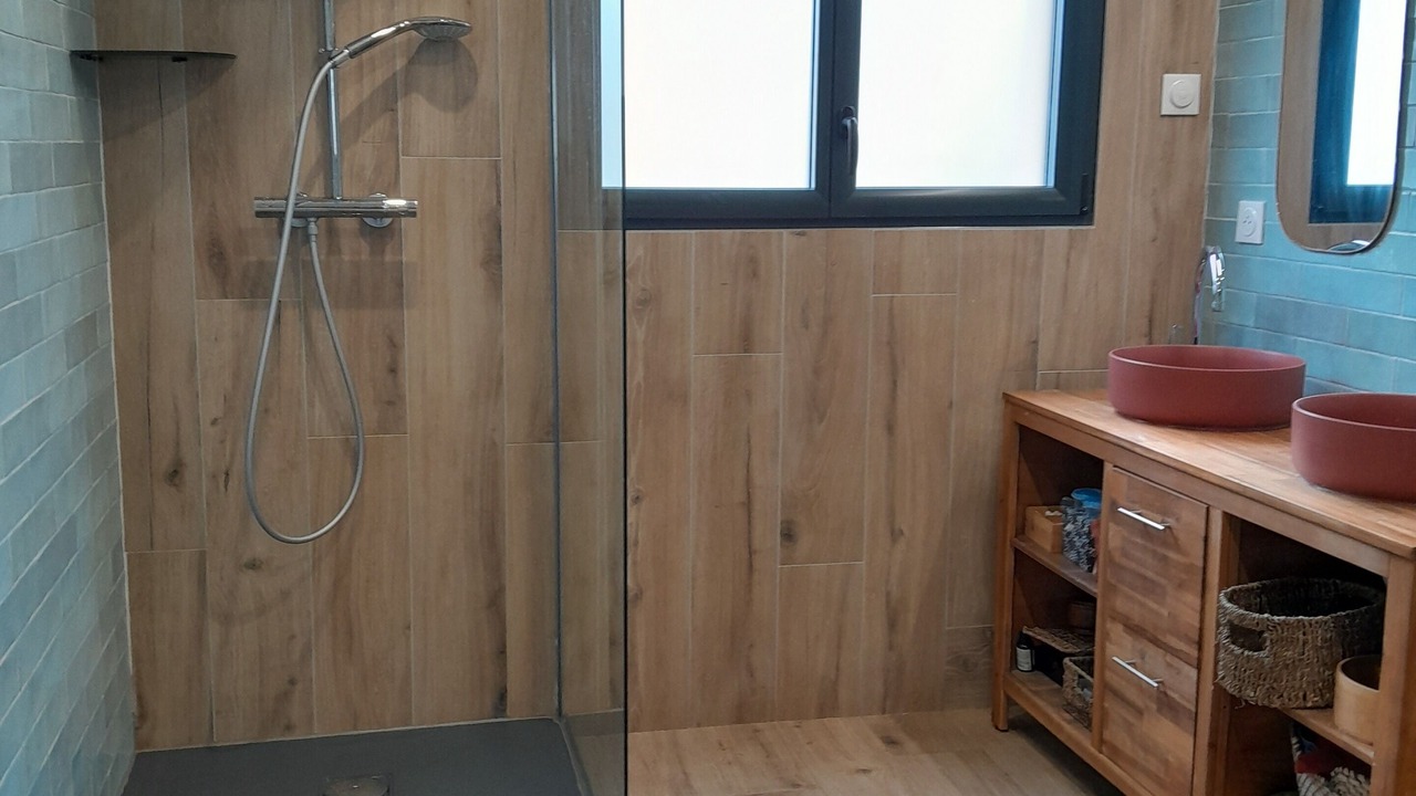 Photo of Bathroom in Lampaul-Plouarzel