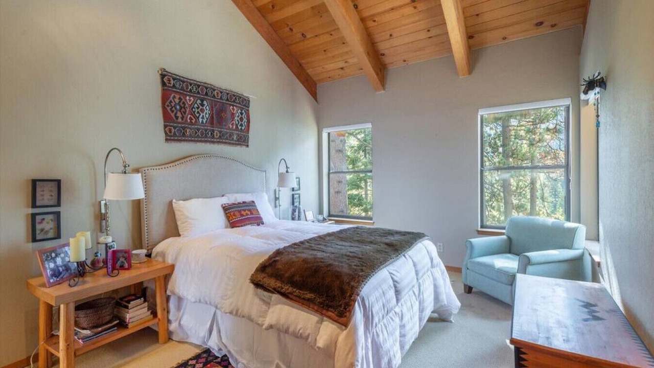 Photo of Bedroom in Alpine Meadows