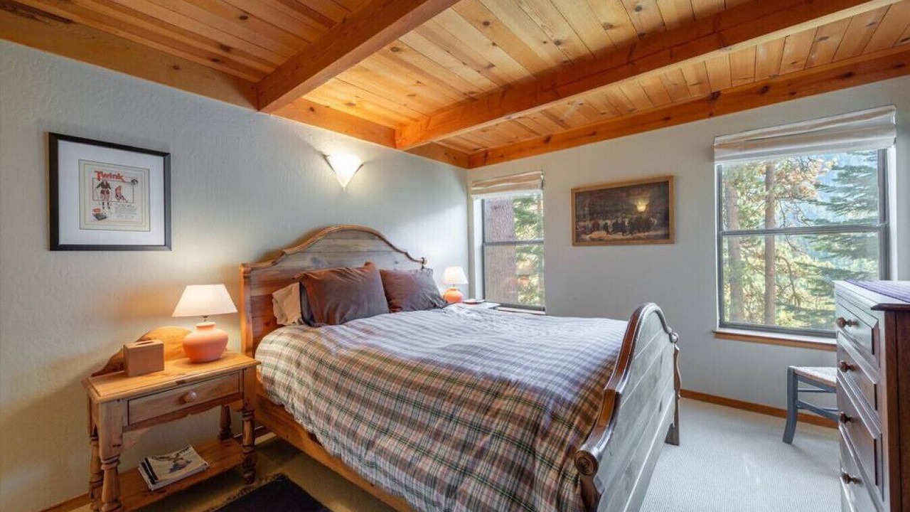 Photo of Bedroom in Alpine Meadows