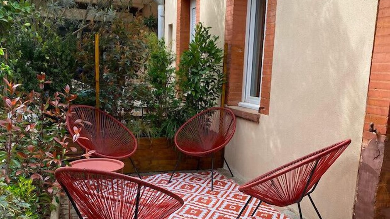 Photo of Patio Balcony in Minimes - Barriere de Paris