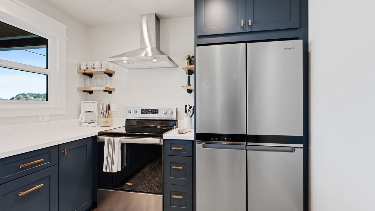 Photo of Kitchen in Clearlake