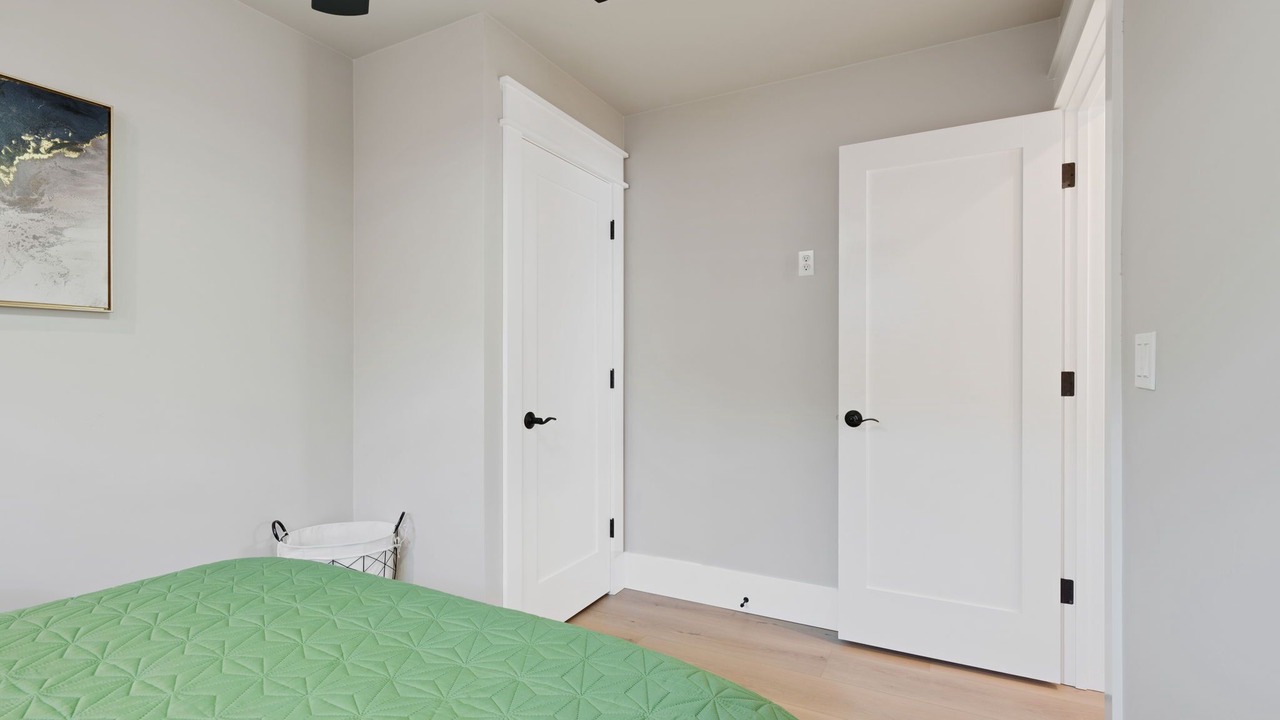 Photo of Bedroom in Clearlake