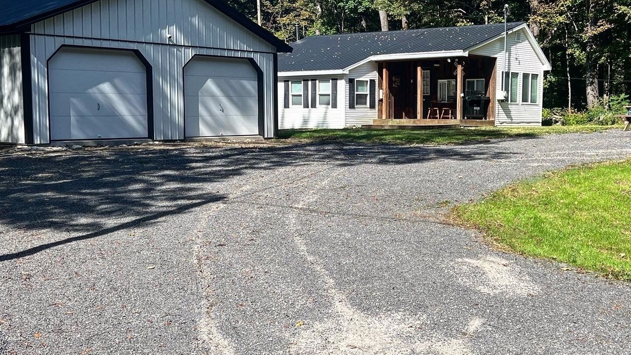 Photo of Outdoor in Maple View