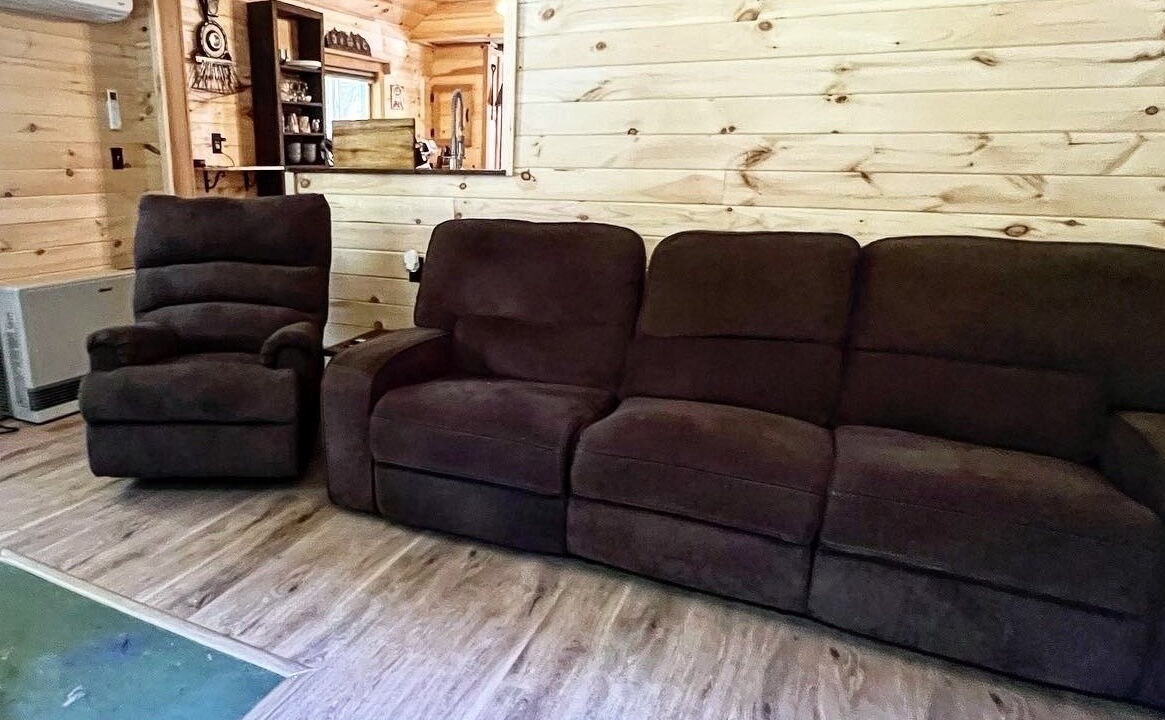 Photo of Livingroom in Maple View