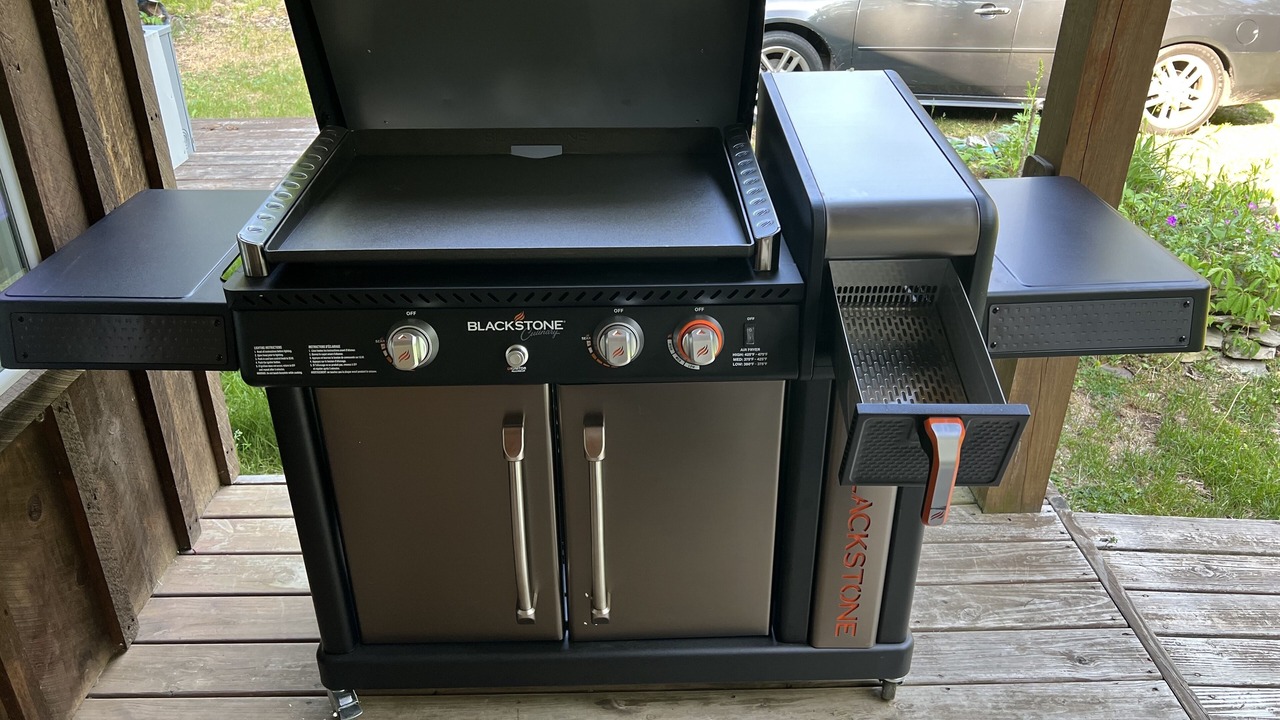 Photo of Outdoor in Maple View