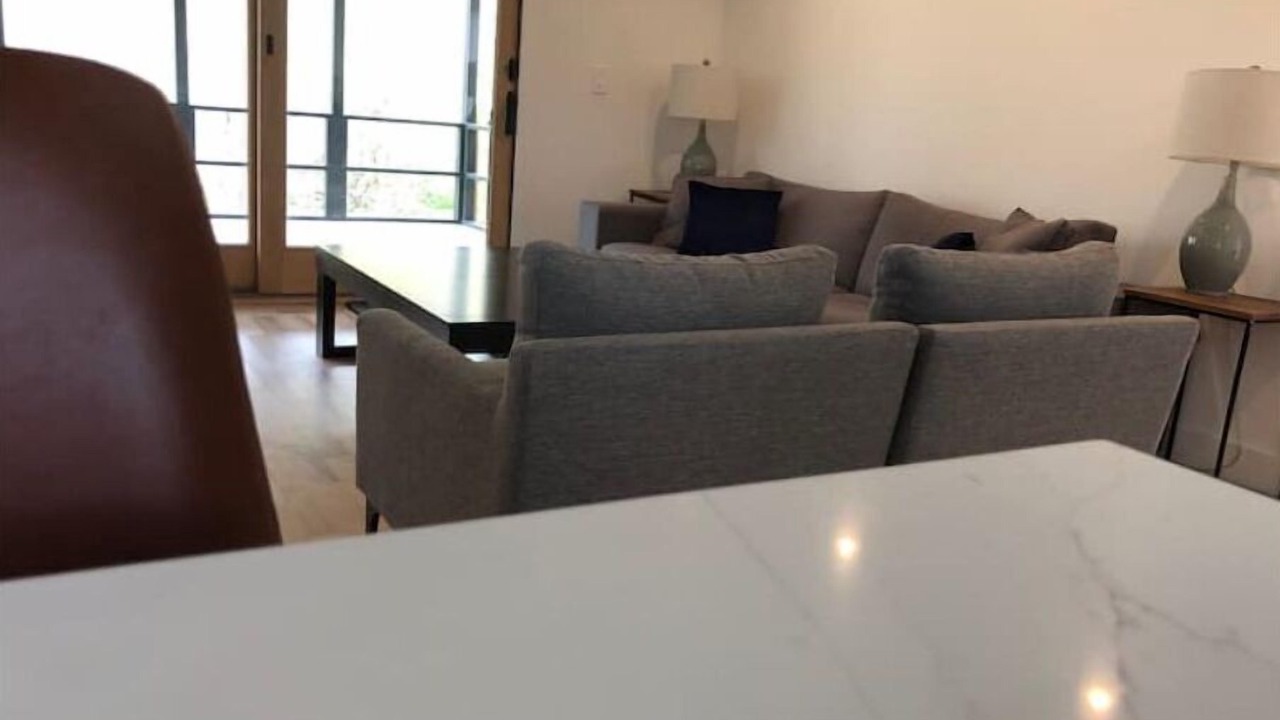 Photo of Livingroom in Baroda