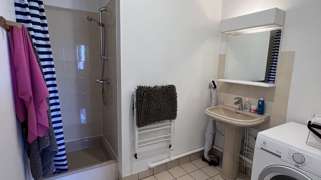 Photo of Bathroom in Madeleine-Champ de Mars