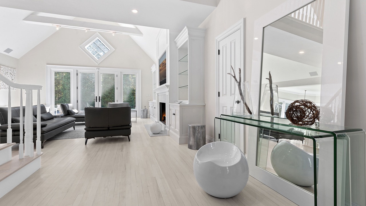 Photo of Livingroom in East Hampton