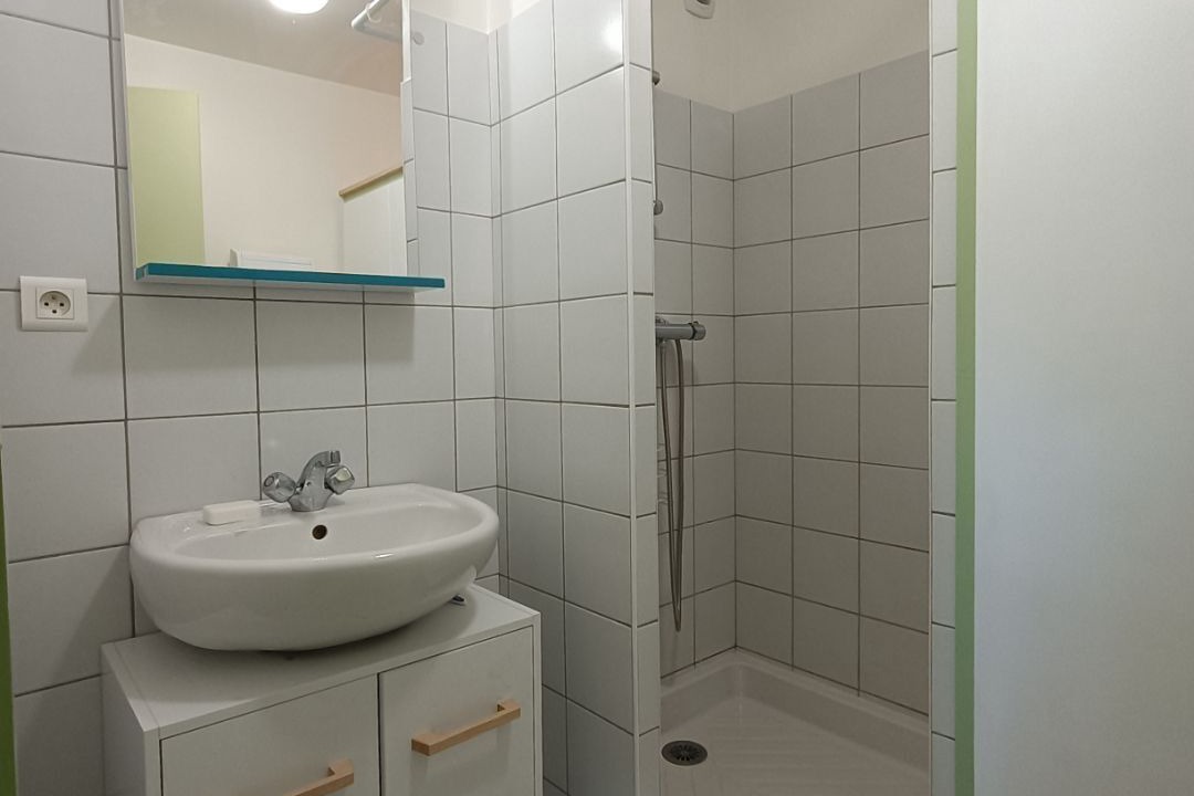 Photo of Bathroom in Salles-Curan