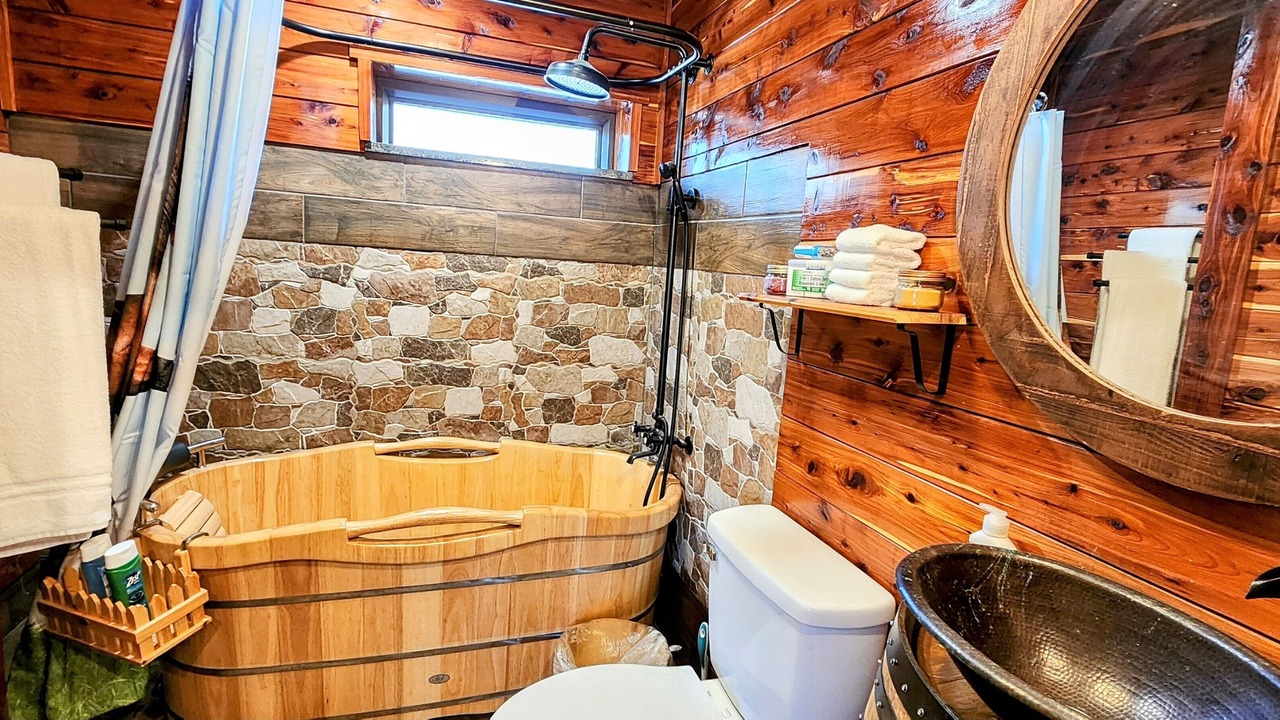 Photo of Bathroom in Mid America