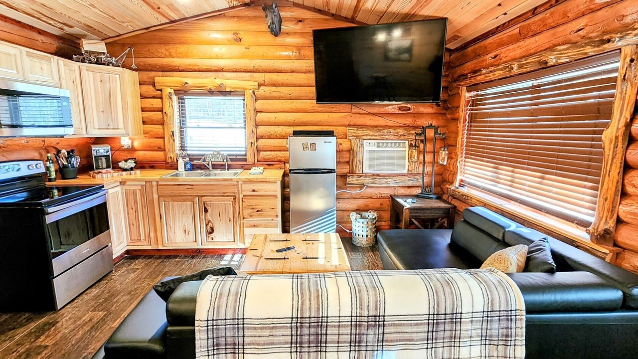 Photo of Livingroom in Mid America