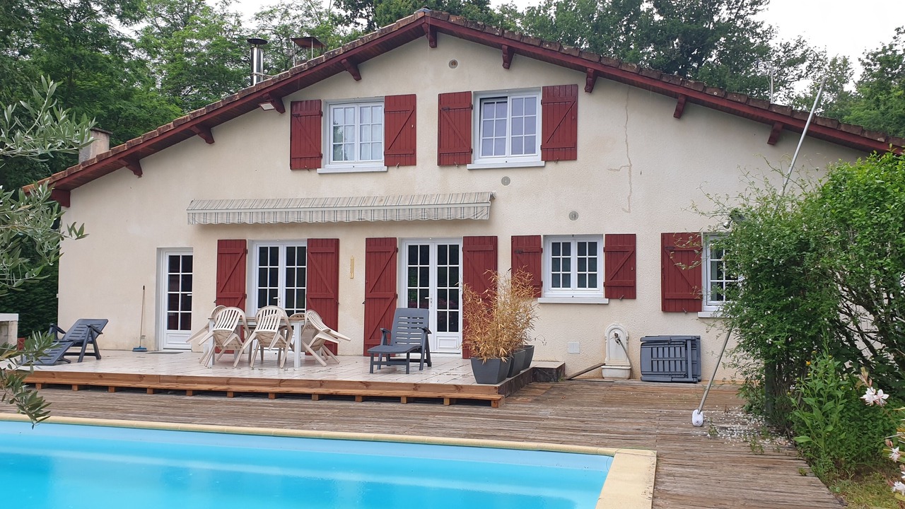 Photo of Outdoor in Vertheuil