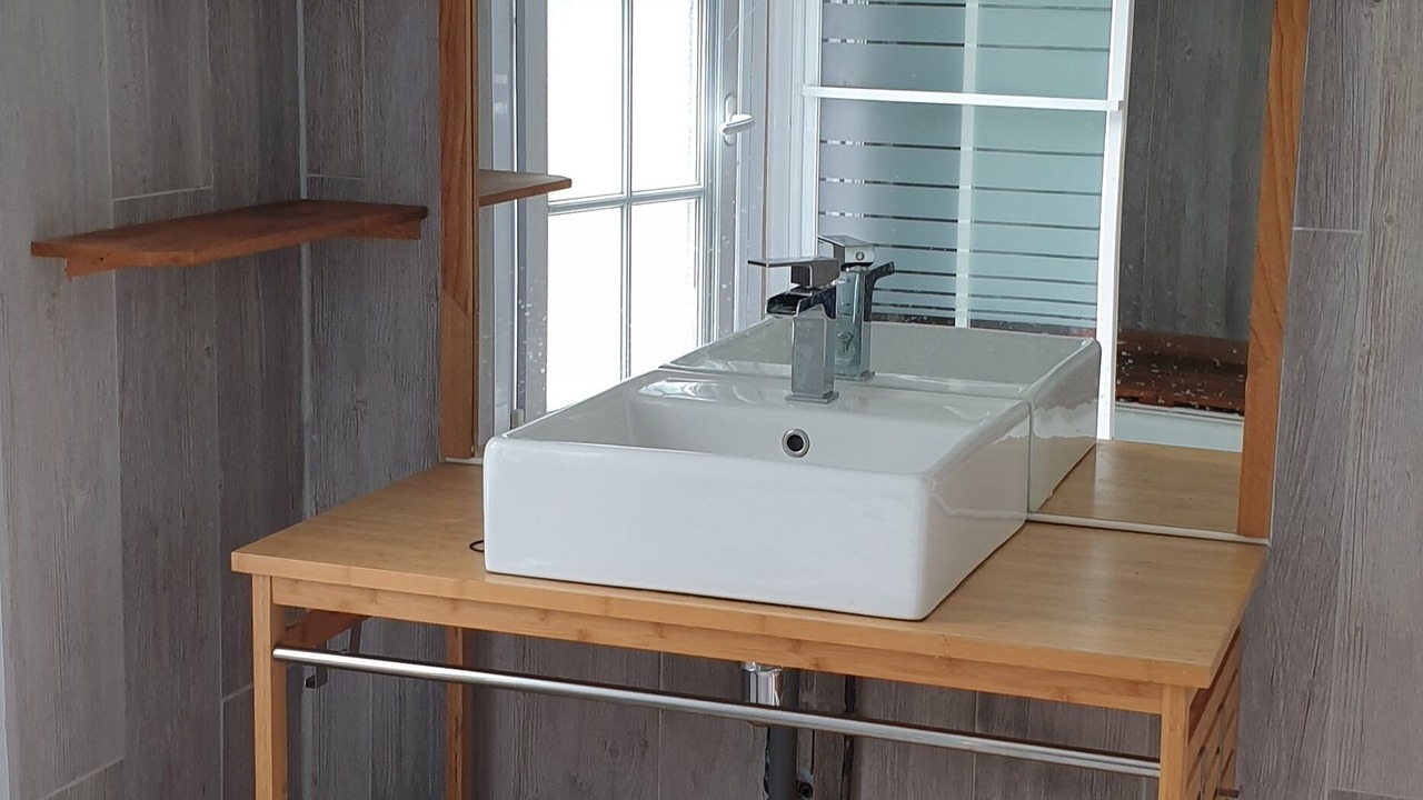 Photo of Bathroom in Vertheuil