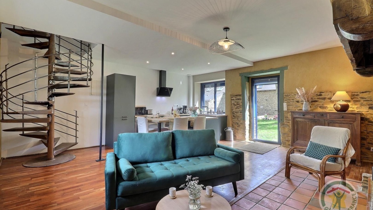 Photo of Livingroom in Saint-Medard-sur-Ille
