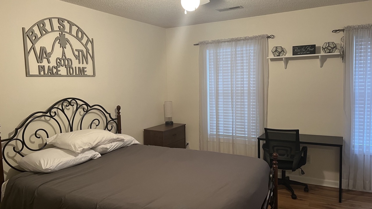 Photo of Bedroom in Bristol