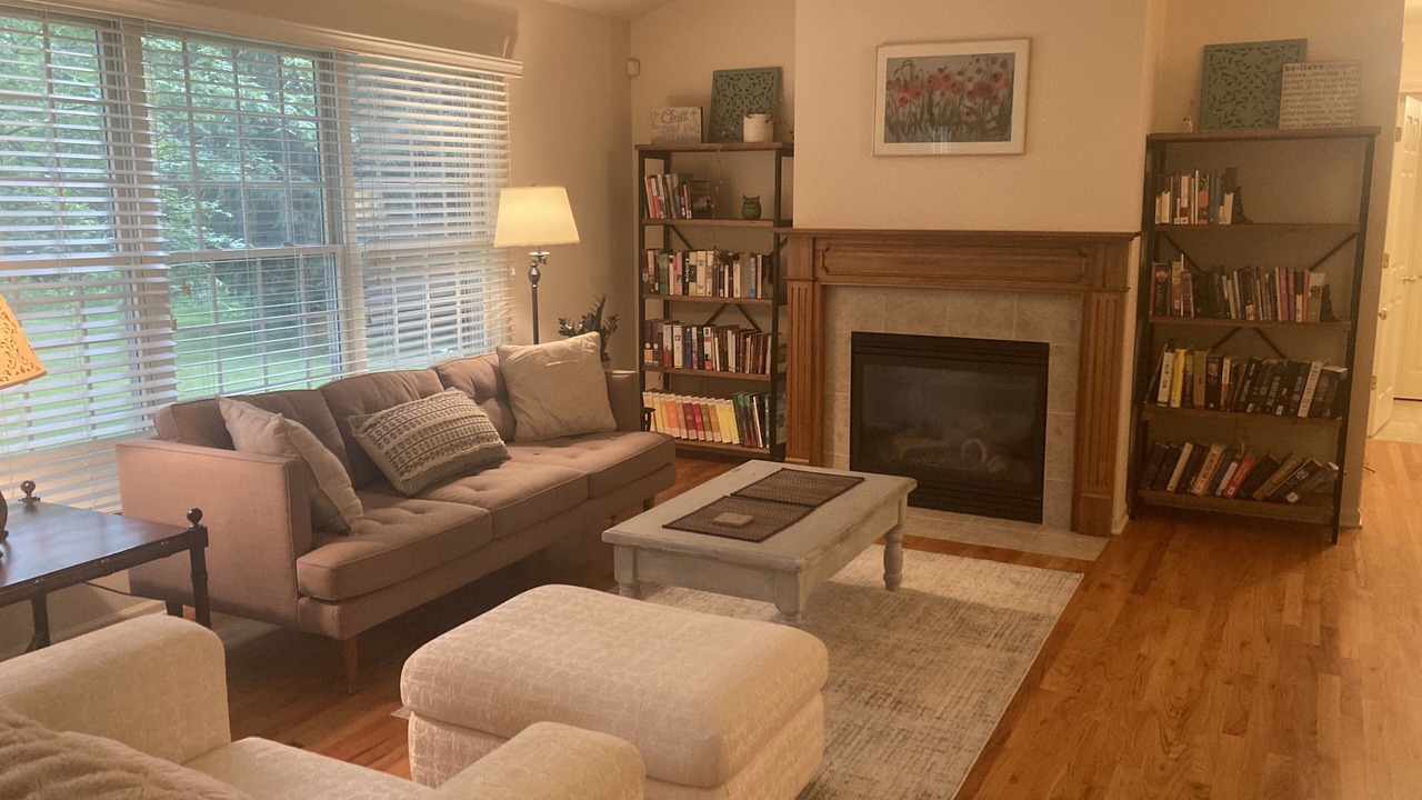 Photo of Livingroom in Saint Marys  Saint Joseph County