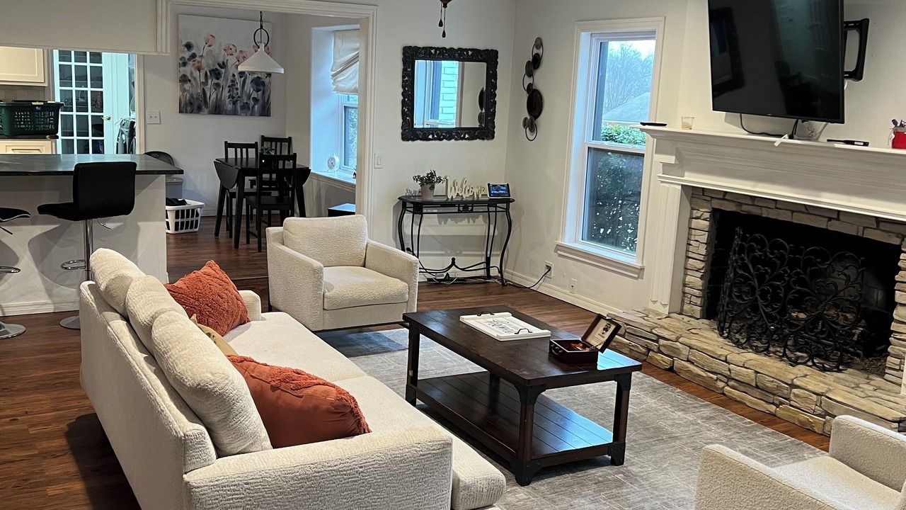 Photo of Livingroom in South Tulsa