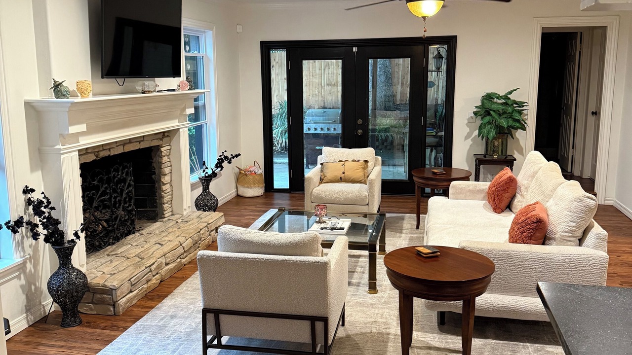 Photo of Livingroom in South Tulsa