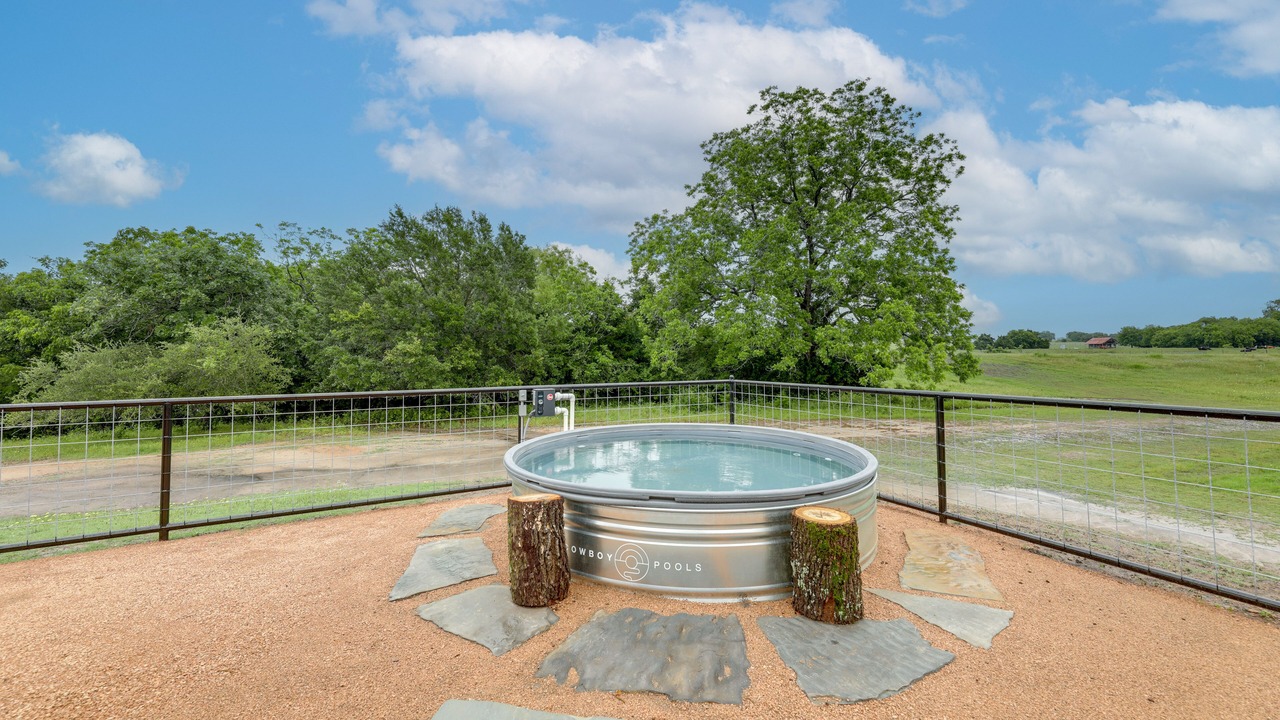 Photo of Outdoor in Schulenburg